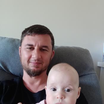 Babysitting job in Tauranga: babysitting job Francois