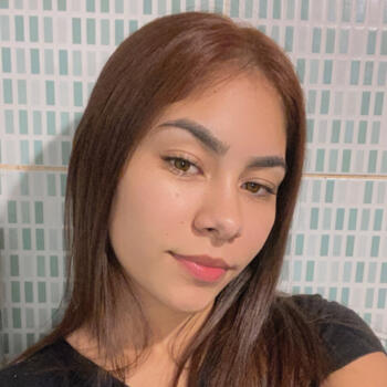 Babysitter in Yecla: Liz