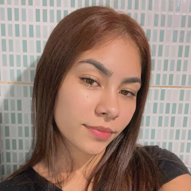 Babysitter in Yecla: Liz
