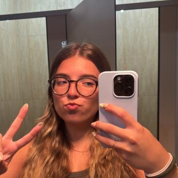 Babysitter em Belas: Matilde