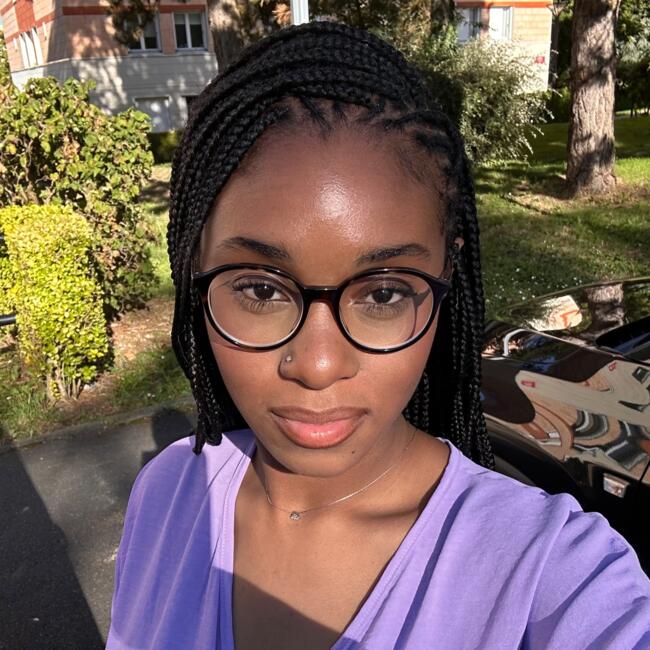 Babysitter in Mont-Saint-Aignan: Collyne