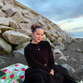 Babysitter in Port Montt: Valeria