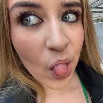 Babysitter in Menton: Lyvia