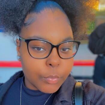 Nanny London: Shivani