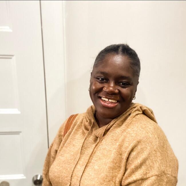 Baby-sitter in Dieppe: Lydie Eunice