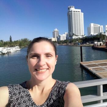 Babá Cachoeirinha: Monica