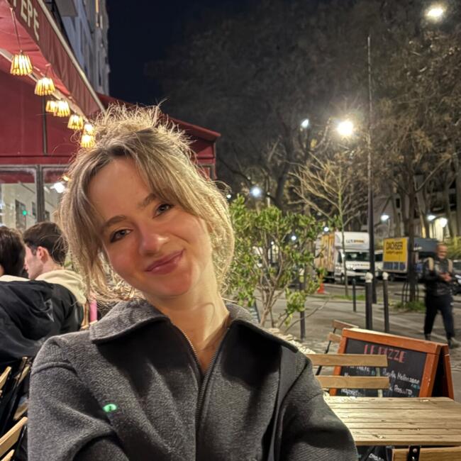 Babysitter in Malmesbury: Ellen