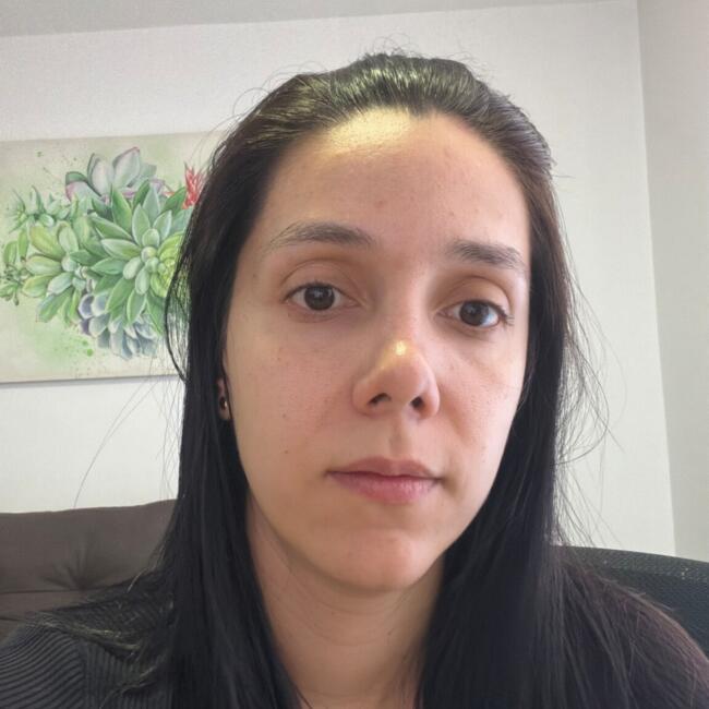 Trabajo para niñera en La Estrella: Maria