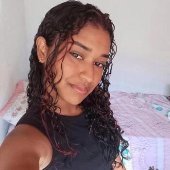 Babá em Palmas: Laiana