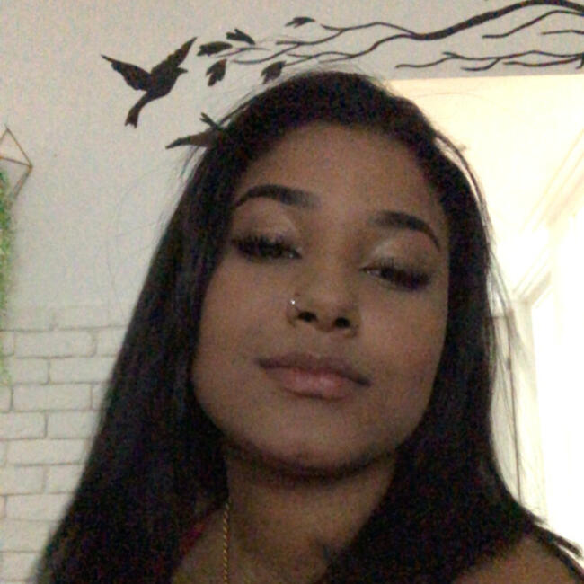 Emprego de babá em Simões Filho: Mel