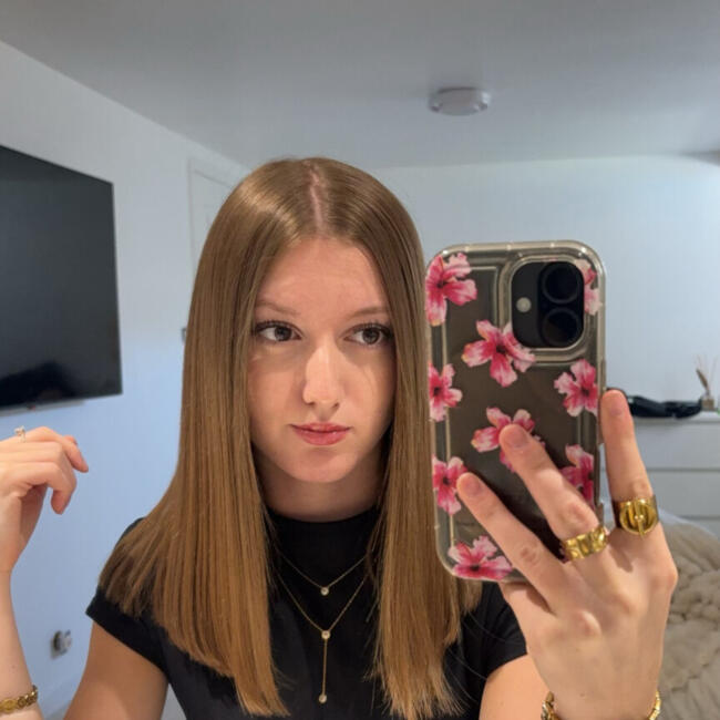 Babysitter in Châtellerault: Maelie