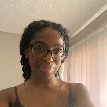 Babysitter Sydney: Gianna