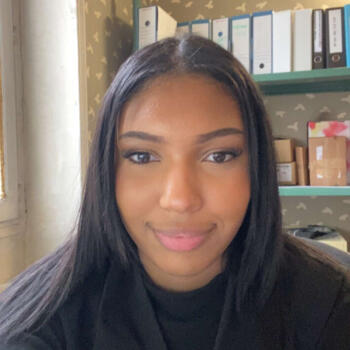 Babysitter in Paris: Imane