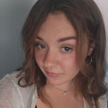 Babysitter in Marvejols: Kazakova