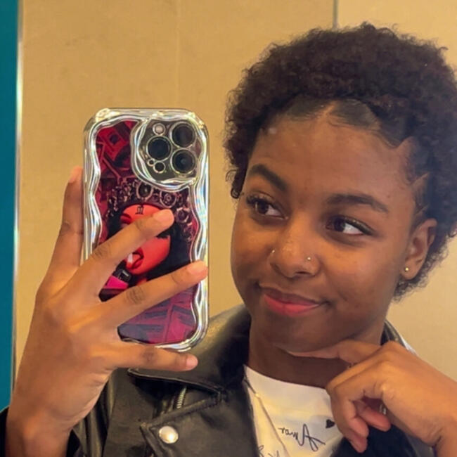 Babysitter em Vila do Bispo: Jissara