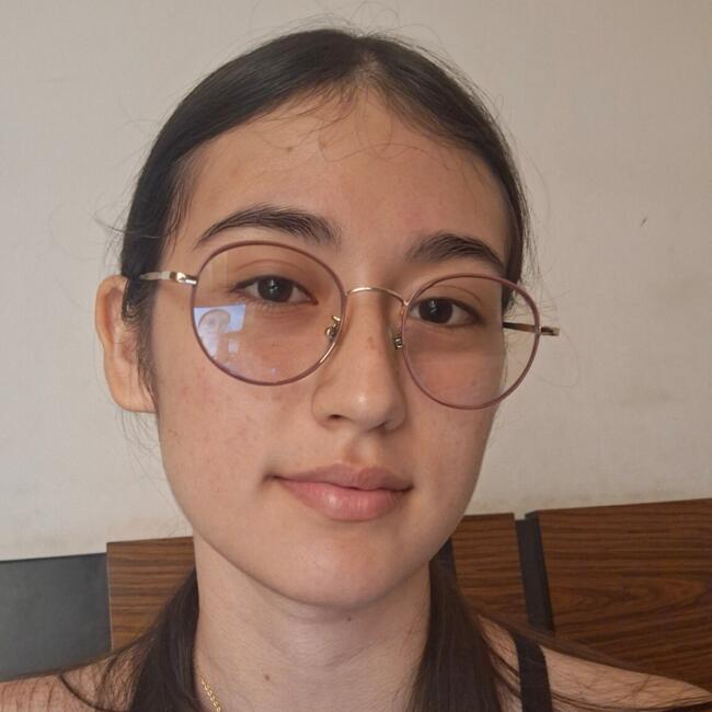 Babysitter in Floridablanca: Sharon