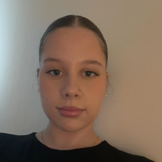 Babysitter in Bissen: Julie