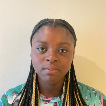 Babysitter in London: Dacia