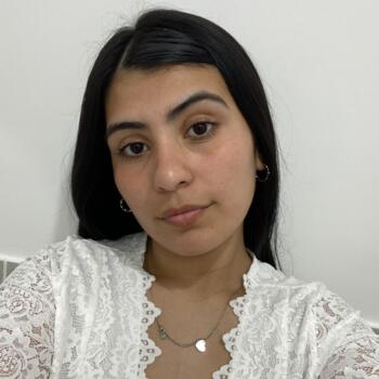 Babysitter in Villa Rosa: Melina