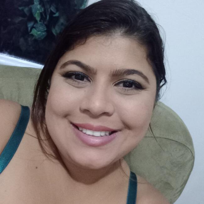 Babysitter in Cabo Frio: Natalia