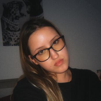 Babysitter in Bacau: Ana