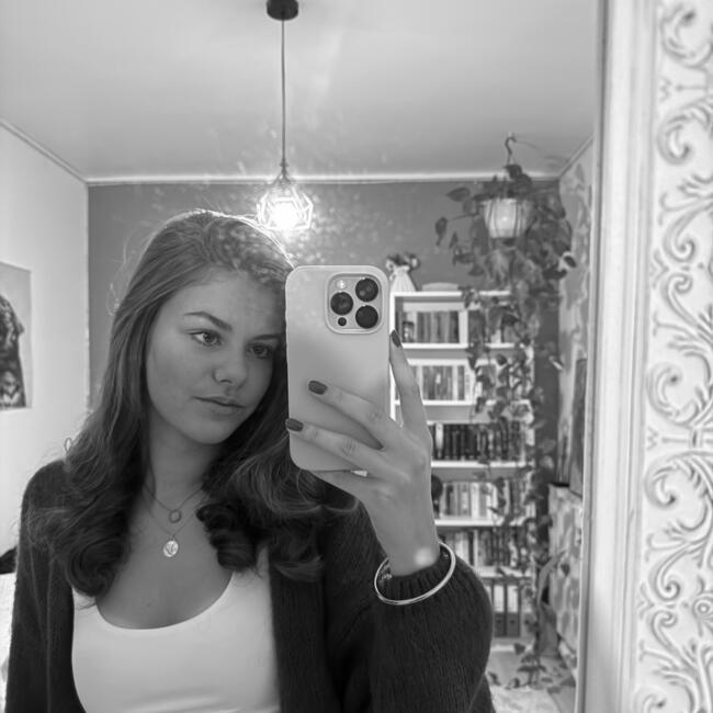 Babysitter in Rouillac: Maeva