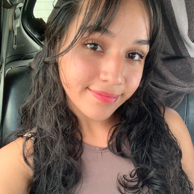 Babysitter in San Lorenzo: Yanina