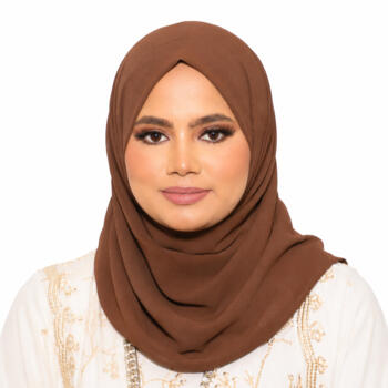Ama em Londres: Hanifa