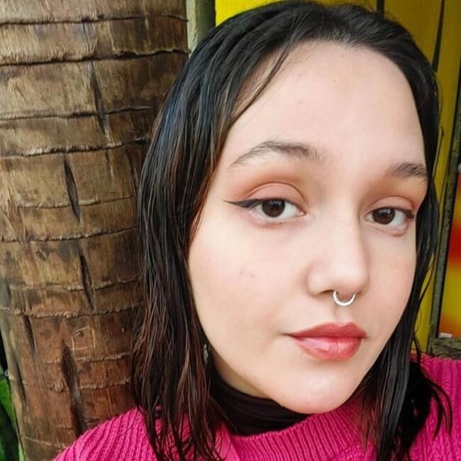 Babysitter in Iguape: Kimberlly