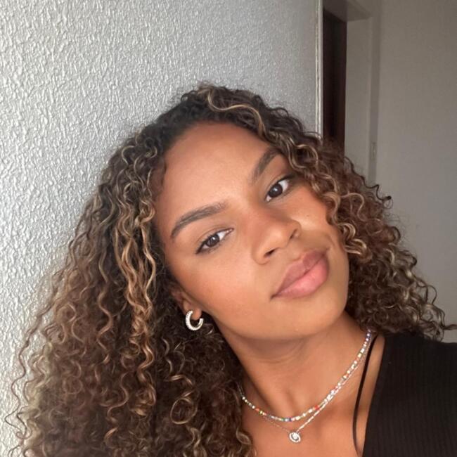 Babysitter in Pinhal Novo: Denise