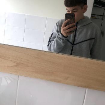 Babysitter in Perth: Lil Zipino