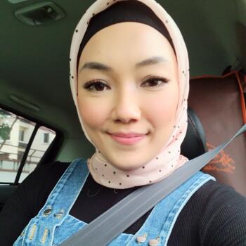 Babysitting job in Petaling Jaya: babysitting job Sazlinawaty