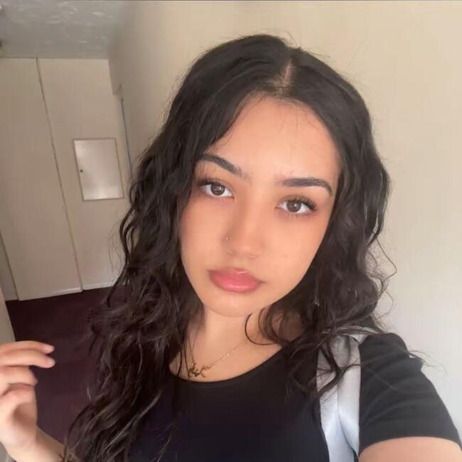 Babysitter in Marrakesh: Jawhara