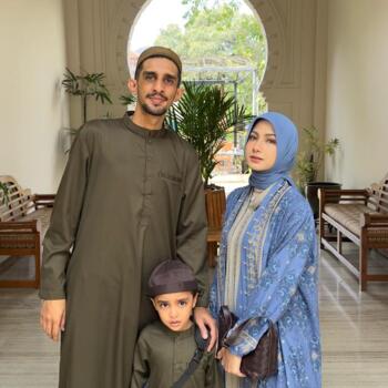 Babysitting job in Jakarta: babysitting job Halilah