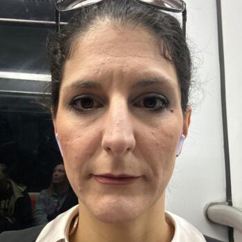 Lavoro per babysitter a Roma: lavoro per babysitter Viola