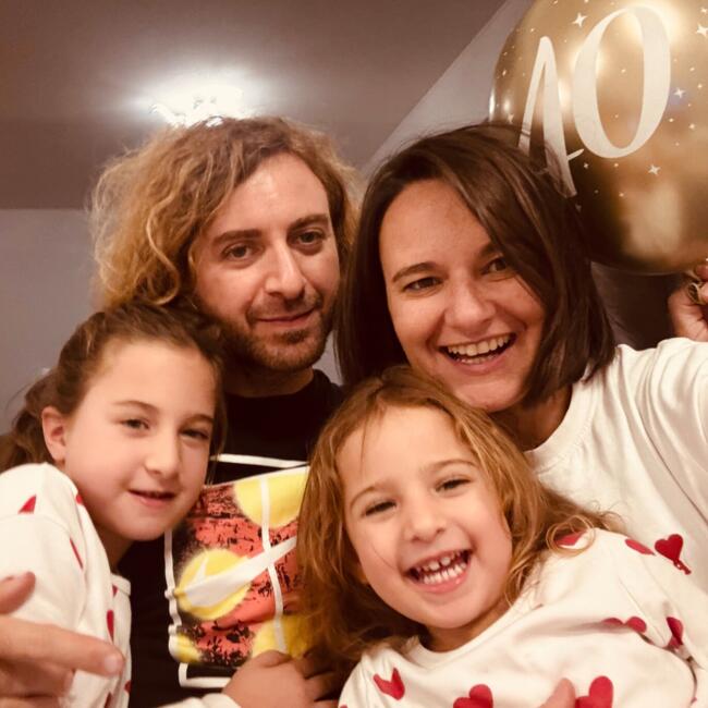 Babysitter Job in Strassen: Marella