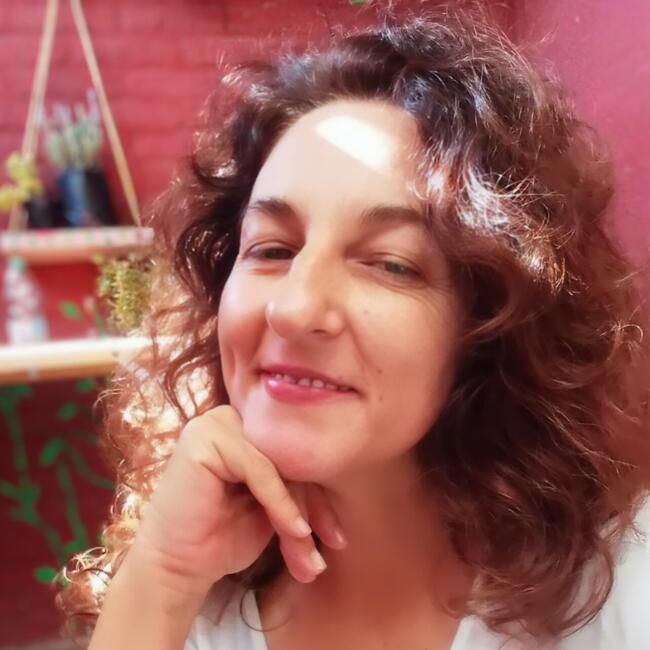 Babysitter in Sauce: Mariela