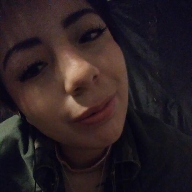 Babysitter in Tijuana: Zayra