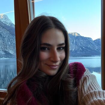 Varuška v Maribor: Leane