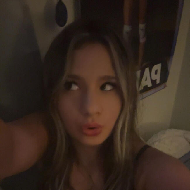 Babysitter in Palm Bay: Kadance