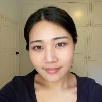 Babysitter in Adelaide: Mibuki