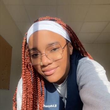 Nounou Pontoise: Kristale