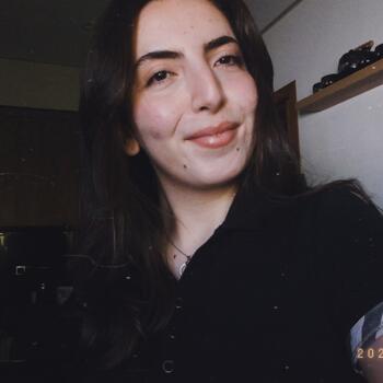 Babysitter in Tunis: Yasmine