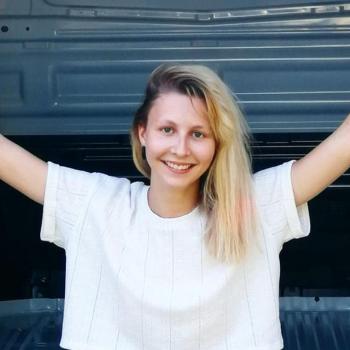 Baby-sitter in Hénin-Beaumont: Charlotte