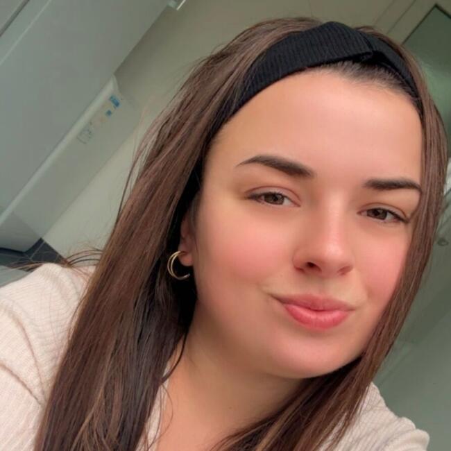 Babysitter in Cherbourg: Garance
