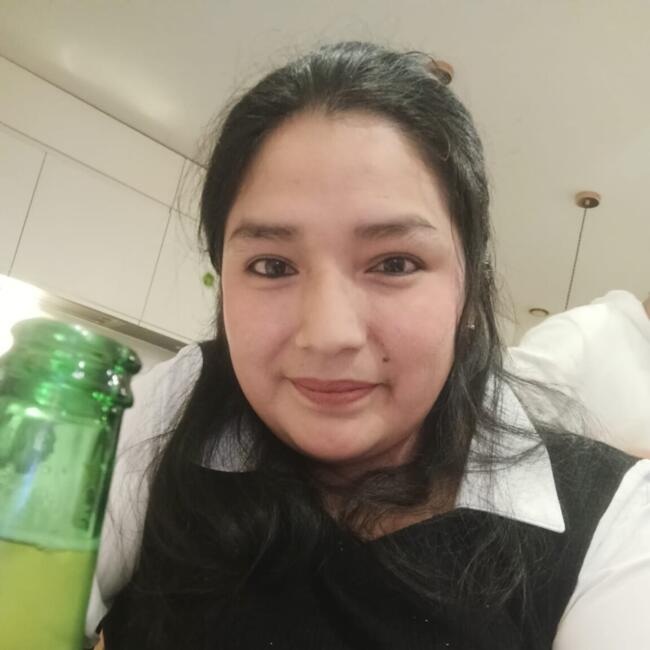 Babysitter in Vaucresson: Luz Andrea