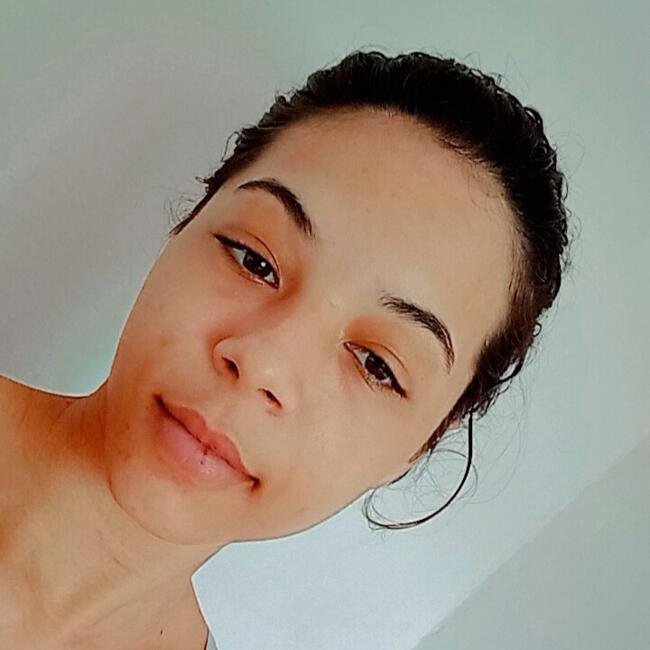 Babá em Contagem: Cassiane