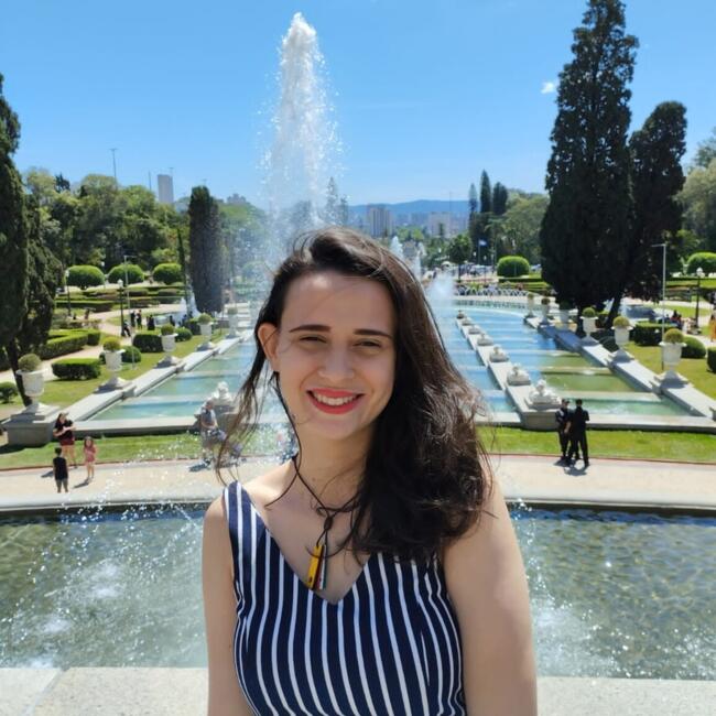 Babysitter in Santos: Estefany