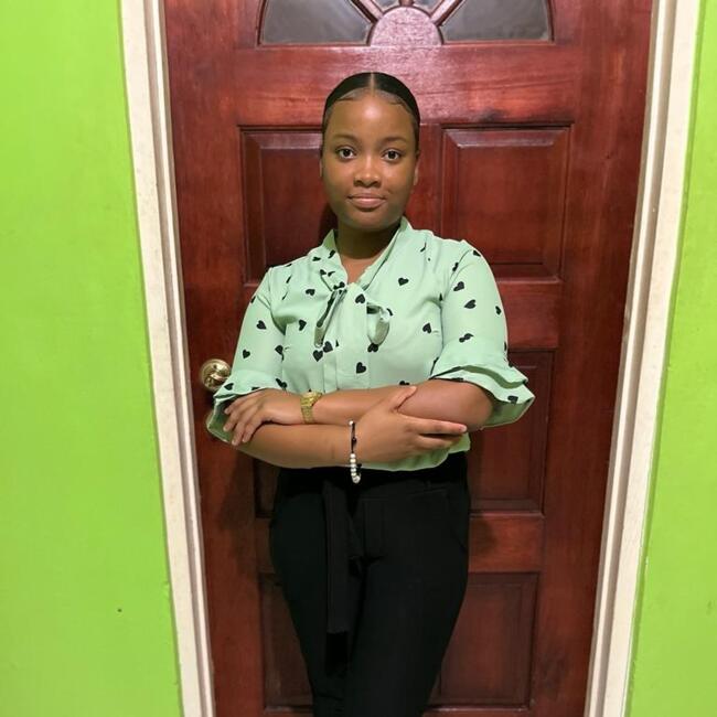 Babysitter in Kingston: Kimmoy