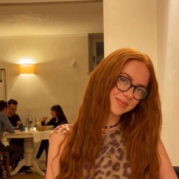 Babysitter in Terni: Maria elena